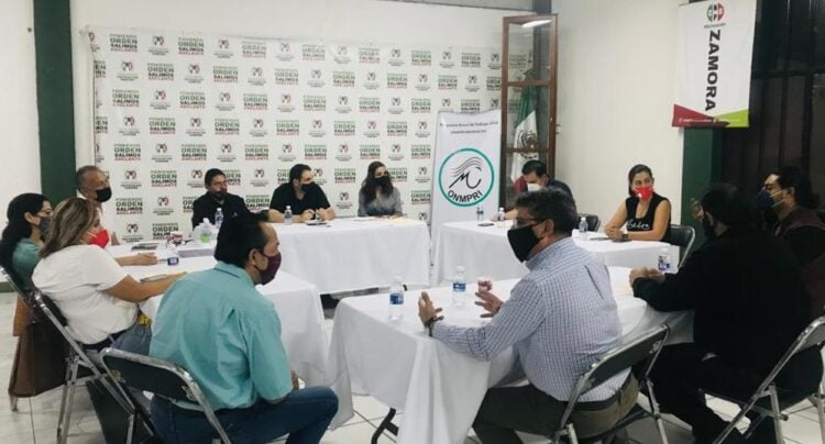 1. Reunión de trabajo con liderazgo ambiental y comunidad en ZAMORA.