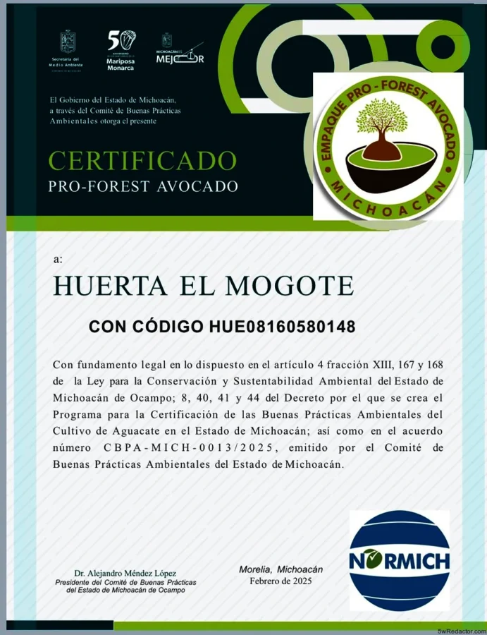 Gobernador Bedolla en evento de certificación ambiental en Morelia