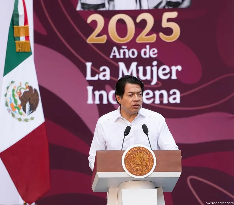 Mario Delgado presenta eje educativo Plan Michoacán.
