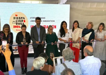 Fiesta del Libro y la Rosa Michoacán 2026 con actividades culturales