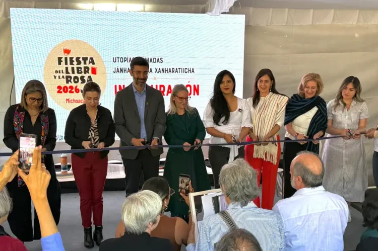 Fiesta del Libro y la Rosa Michoacán 2026 con actividades culturales