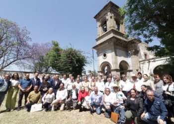Cronistas en Queréndaro participan en reunión y anuncian importante evento cultural a nivel nacional.
