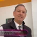 Licenciado David Martínez Gowman, diputado local de Zamora, en un aula escolar durante una visita oficial.