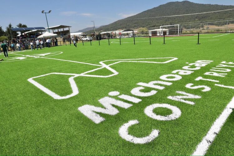 Canchas de fútbol con marcas FIFA en Michoacán listas para el Mundialito Escolar 2026, promoviendo el deporte y la cultura de.