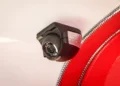 Cámara de videovigilancia instalada en autobús de Morelia para seguridad y monitoreo.