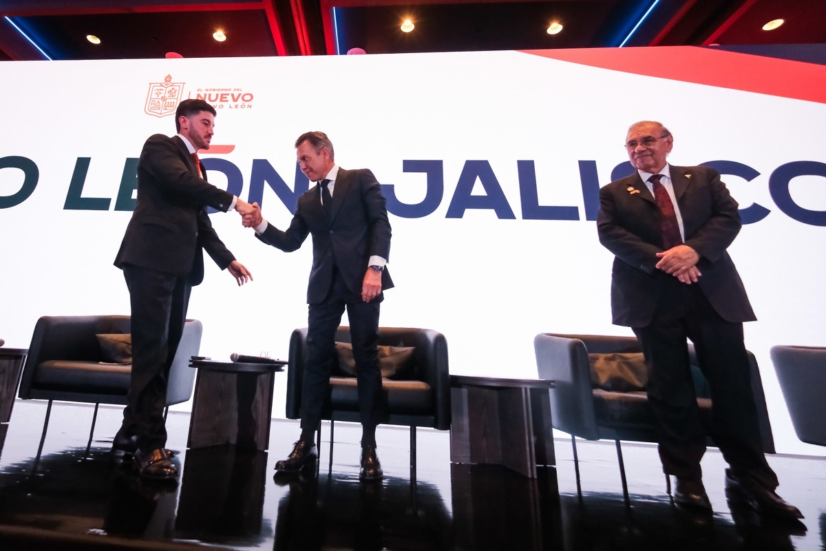 Gobernadores de Jalisco y Nuevo León se dan la mano en el Encuentro Empresarial 2026