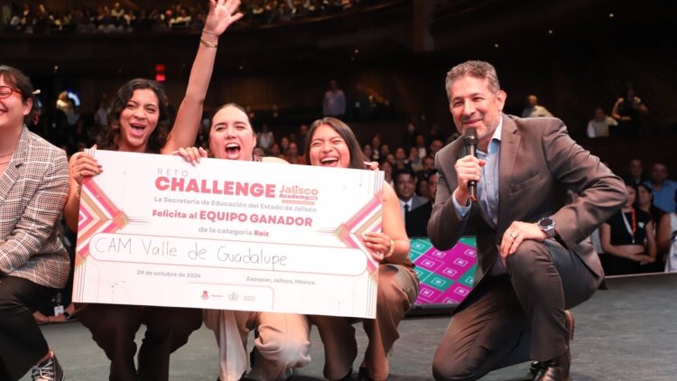 Equipo CAM Valle de Guadalupe celebra su victoria en el Challenge Jalisco Academy 2026